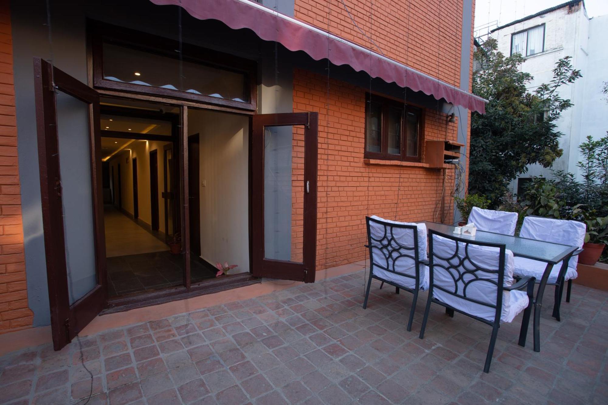 Aawas Boutique Hotel Catmandu Exterior foto